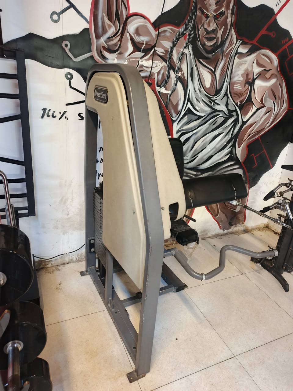 جهاز لاري زت قطعه نادره سعر600دولار عنوان بغداد تصال برقم ***********
