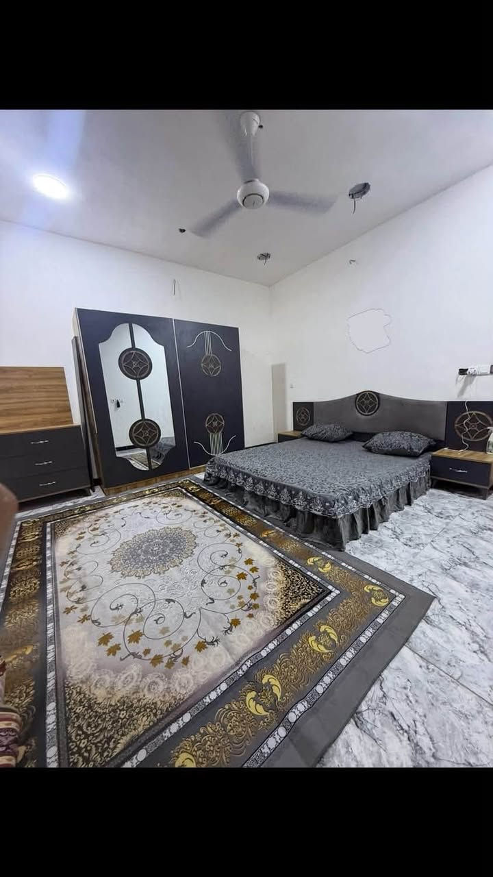 🌕 السلام عليكم  🌕
 غرفة نوم للبيع 5 قطع مستخدمة بحالة جيدة 
السعر 375 الف مكاني بغداد / الشعب
الرقم : ***********
