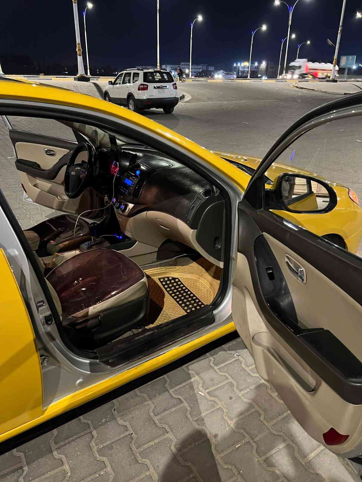 سلام عليكم النترا للبيع موديل 10خليجي فول مواصفات مكينه كير حداديه تبريد تايرات كهربائيات كله جدد جاهزا اي نقص مابيه دوشمه عام  ضرر جاملغ امامي فقط باقي كفاله سنويه جديده بسمي مصفرها هيئه غرامات جاهزه منكلشي سعرها 93بيه مجال لشراي مكاني السماوه ***********
