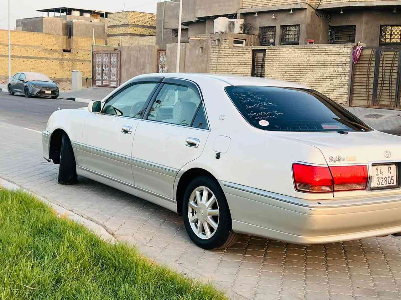 السلام عليكم للبيع سيارة مكلة جنون دخول جديد رقم بصرة انكليزي مشروع وطني سنوية لغاية 2031 سيارة كفالة من الكص والضربة (علمن سيارة نقل جثة فقط ) مكينة وكير ديفور كبير كفالة حدادة مية بالمية 💯 تبريد ثلج كهربائيات كلها شغالة العنوان البصرة تقاطع المصفى السعر 88 قفل الشراي يتصل *********** البصرة, العراق
