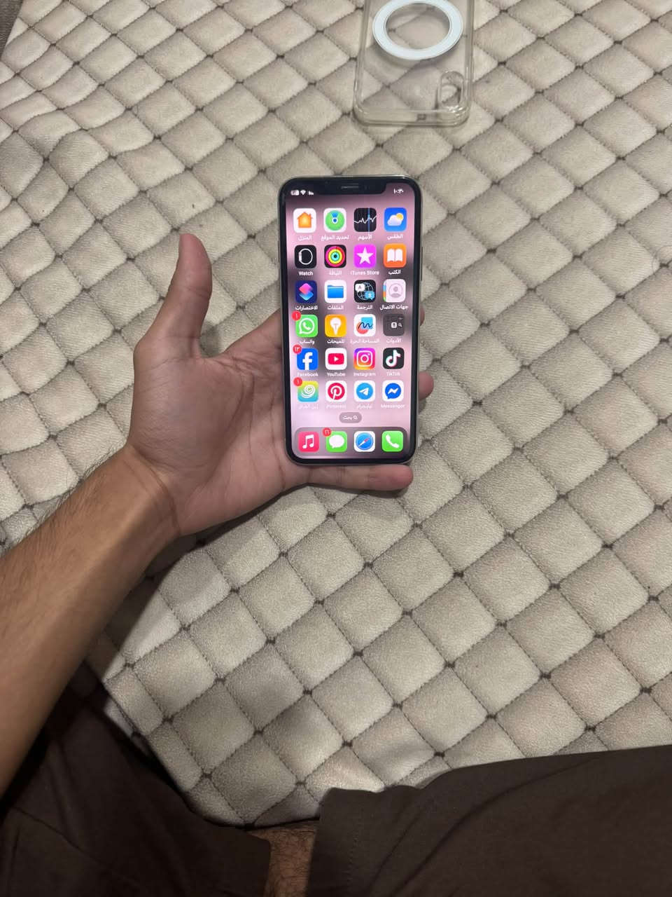 ايفون X • ٦٤ • بطارية ٨٧٪