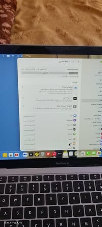 ماك بوك اير M1 • ذاكرة ٢٥٦ • ٨ غ.ب