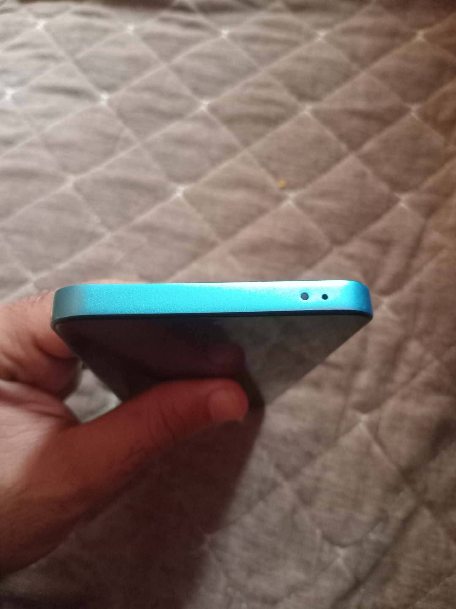 HONOR X8a
ذاكرة 128
الذاكرة الداخلية 8وتكدر اضيفله اذا تريد 
فقط لمس مفطور والجامه مال كامرا واضح بالصورة سعره 100وبي مال شراي اتصل 
***********

نص مكتوب في الصور:
- حول الهاتف 8 MagicOS اسم الجهاز HONOR X8a المعالج المركزي MediaTek Helio G88 ذاكرة الوصول العشوائي ٨,٠ غ.ب + HONOR RAM Turbo دقة الشاشة ٢٣٨٨ x ١٠٨٠ البطارية mAh 4500 المساحة الفارغة ١٠٤,١١ غ.ب الإجمالي ١٢٨ غ.ب وحدة التخزين الداخلية الموديل CRT-LX2