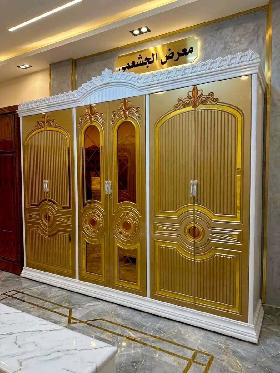 🚨 انطلقت أقوى تخفيضاتنا على موديل الأقواس – فخامة بسعر ولا أروع!
📉 من 2,450,000 دينار عراقي
🔥 إلى 1,950,000 دينار فقط
💥 فرق 500 ألف دينار خلال 6 أيام بس!

✔️ موديل الأقواس – نجارة عراقية 100%
متوفر ضمن وجبة الدرجة الأولى ووجبة الأصباغ (البوية)

✨ تفاصيل الطقم (10 قطع):
• كنتور بطول 330 سم + ملحق 430 سم – ارتفاع 250 سم
• تصنيع داخلي: صاج طبيعي 4 ملم
• وجه الكنتور: MDF سماكة 12 ملم
• الضهر: چرچوبة شد برغي
• القاعدة الأرضية: بلوك صاج
• أبواب نرمادة شريطية
• التقطيع الداخلي: حسب رغبتك
• سكك سلايت – تقطيع بلوك بورد
• الشازون: خزان + طابورية إضافية
• سرير 6 أرجل من بلوك بلاويد
• لون الدوشمة حسب اختيارك
• تصميم فريد بمسكات مختلفة عن باقي الموديلات

🚛 توصيل وتركيب لكافة محافظات العراق بكروه
🛠 صيانة مجانية لمدة سنة كاملة

📍 العنوان: الرمادي التأميم قادسية الاولى
📞 للحجز والاستفسار:***********

🔹 معرض الجشعمي للأثاث – ثقة محلية بجودة عالية

⏳ الكمية محدودة والعرض ينتهي خلال 6 أيام فقط!
👇 لا تفوّت الفرصة وخلي غرفتك تحچي ذوقك!
