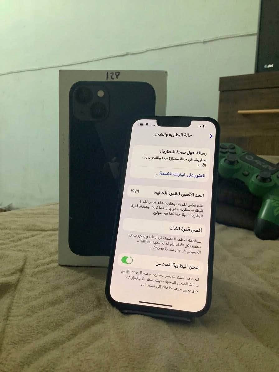 آيفون 13 وتر بروف مامفتوح ابداااا
ذاكرة 128 بطارية خدمة 79 سعر 450 الف 

بلديات واتساب ***********

نص مكتوب في الصور:
- iPhone 13