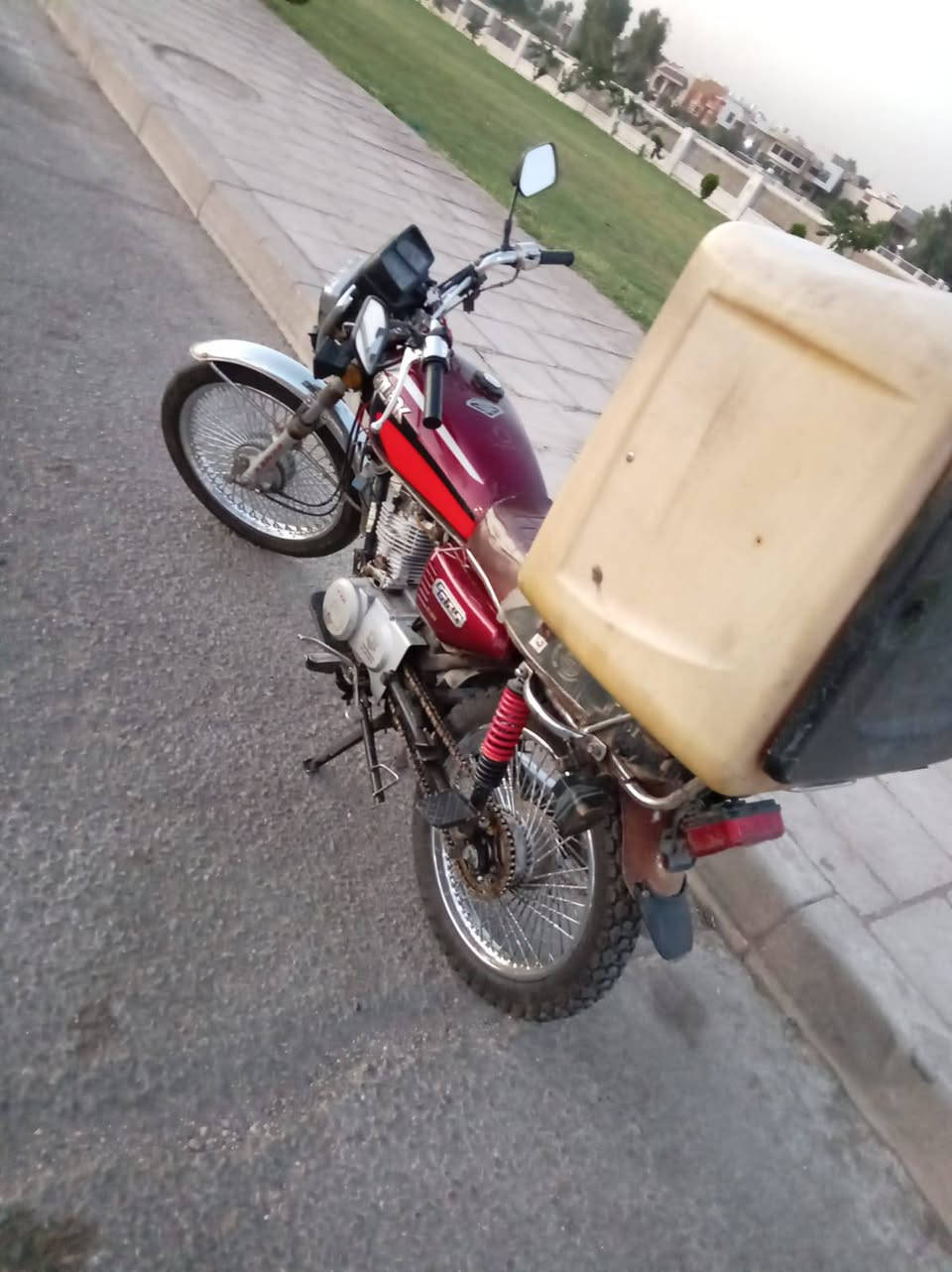 تايكر الاصلي باب اول مرقم رقم نينوئ مفتوح نضيف وايرمنيه شغاله ماطور واكف عل حيله سعره مليون 450وبي مجال للطيبن االاستفسار ***********

