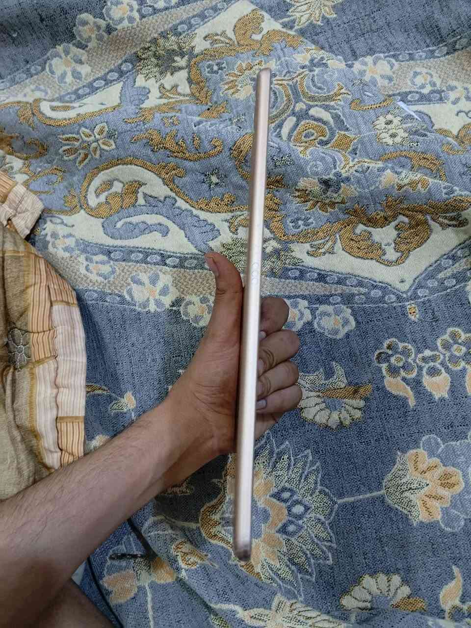 ايباد 8

مبدل بطاريه اصليه وكاله + بصمه متوقفه

نموذج M 
ذاكره 32 
بي شخوط مثل ماموضح بالصوره 
مكاني نجف خان النص الحيدرية طريق نجف كربلاء 
توصيل ماعندي 
السعر 160
***********
