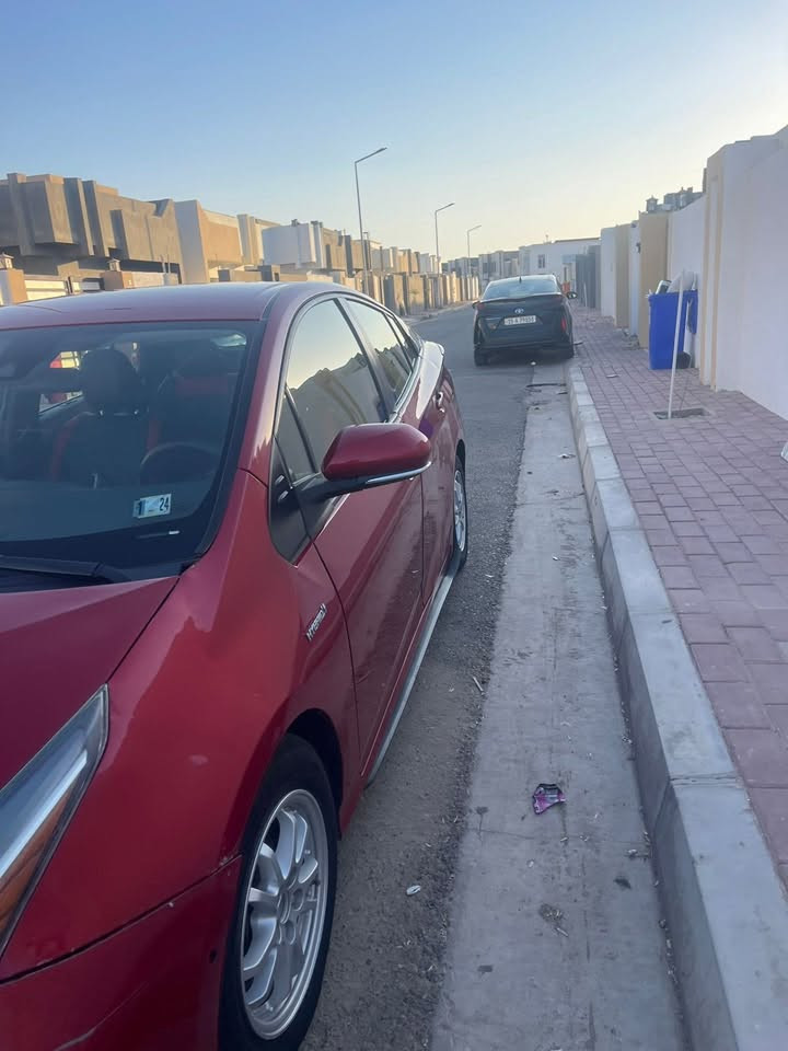 بيع تويوتا بريوس 2021 هايبرد
🔴 اللون: أحمر
⚡ هايبرد – اقتصادية جداً بالبنزين 
بصمة دخول ذكي 
جام اوتو 
تحكم ستيرن 
ردار 
الرقم بغداد
السعر ١١٠ $
مكان السيارة الانبار الرمادي 
***********
