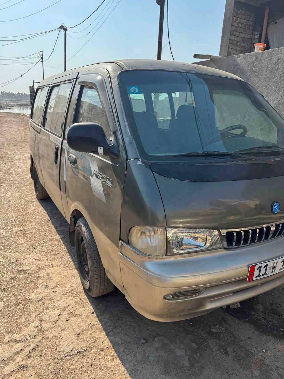 السلام عليكم
كيا بريحو موديل 98  رقم بغداد مصفرة من كلشي (هيئه وغرامات) محولها بأسمي قبل اسبوع  مكفولة  (كير ومكينة واكسن ) مصبوغه عام  ودوشمة جديدة سنويتها لحد 2031   
سعرها 55 وبيه مجال الي يريديها يتصل على 
 عنواني بغداد المعامل ***********
