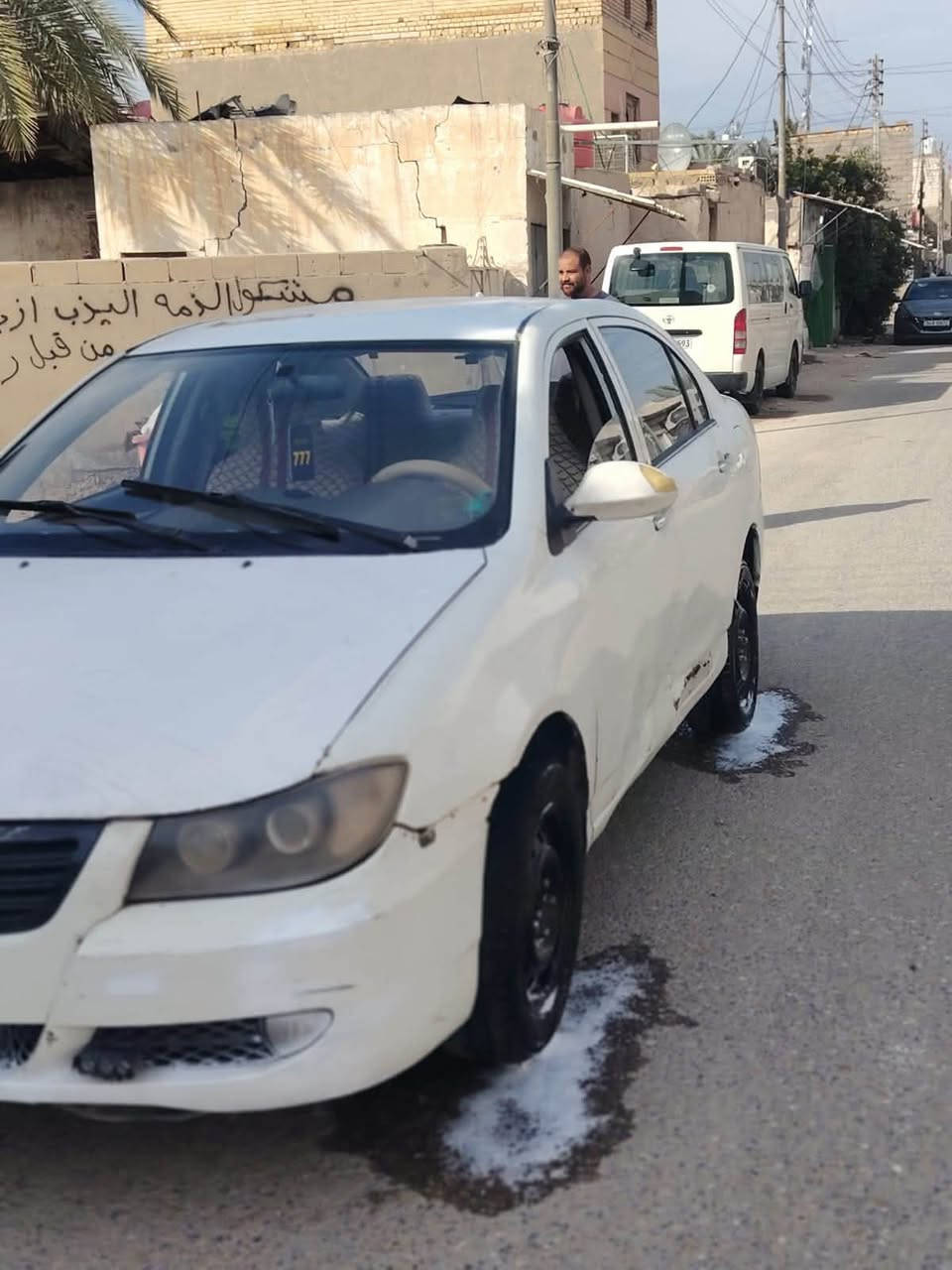 سلام عليكم ليفان 620كير ومكينه مكفولات حداديه تعبانه سنويه لحد 2028بيها ضربه باب السايق والي وره مخيس كهربائيات شغاله رقم هاتف ***********مكاني بصره كرمه علي راعيها جيراني سعر 26
