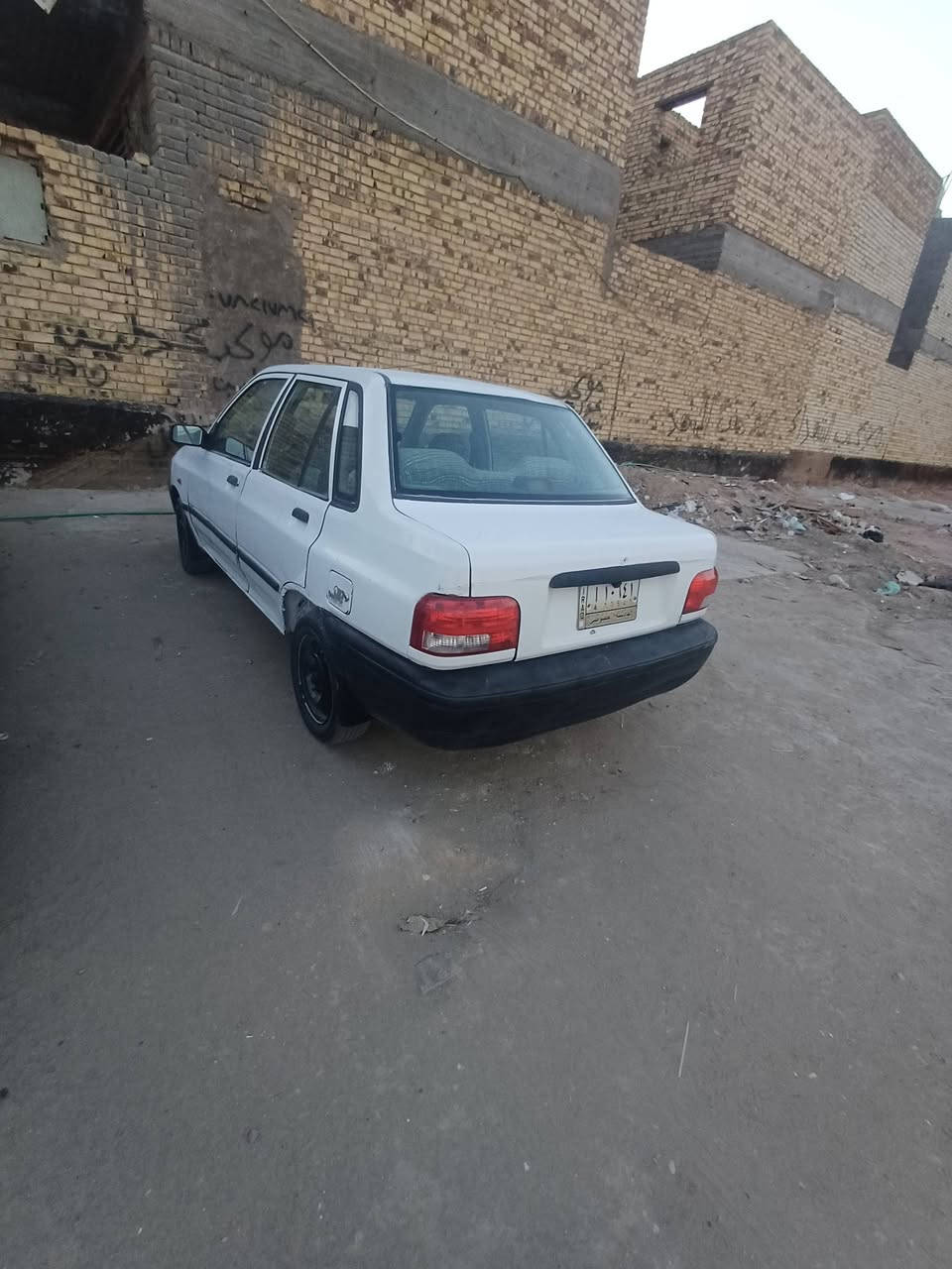 السلام عليكم سايبه مديل ١٢ رقم قادسيه مكفوله كفاله عامه ماعدى نص جاملغ خلفي صبغ بدون دواخل كير وحداديه ومحرك وكهربائيات وكلج طبي شواصي لافطر ولا تصليح شرط مداور عقد مروري السعر ٢٦ بيه مجال عليه غرامه ٢٠٠ ينزلن من السعر للاستفسار ***********مكاني النجف
