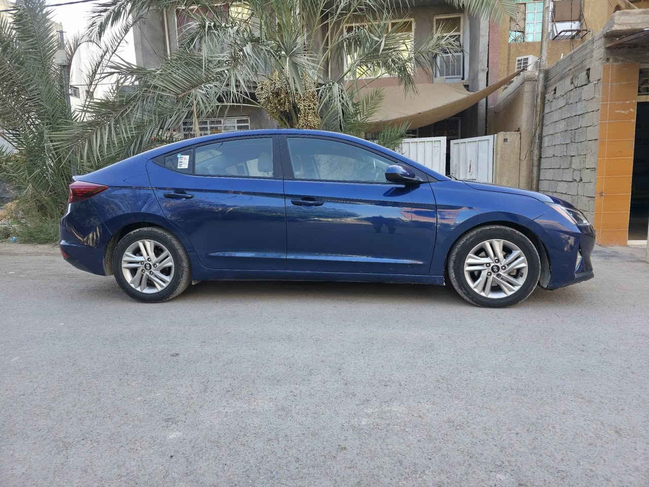 السلام عليكم
الالنترا 2019 
رقم اربيل بأسمي تحويل مباشر 
مكفولة من الصبغ كلشي واضح بالسونار وصور امريكا
المحرك معلة كازكيت بسبب الدوانز شرط لاتنقيص ولاتبخير عالفحص 
سيارة كلش نظيفة 
السعر 130 مجال بسيط
ماكان السيارة ديالى بعقوبة
للاستفسار ***********
