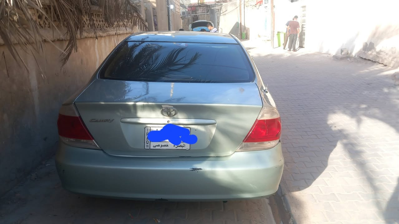 كامري للبيع ٢٠٠٤ سعر ٦٠ قابل للتفاوض  رقم الهاتف ***********

