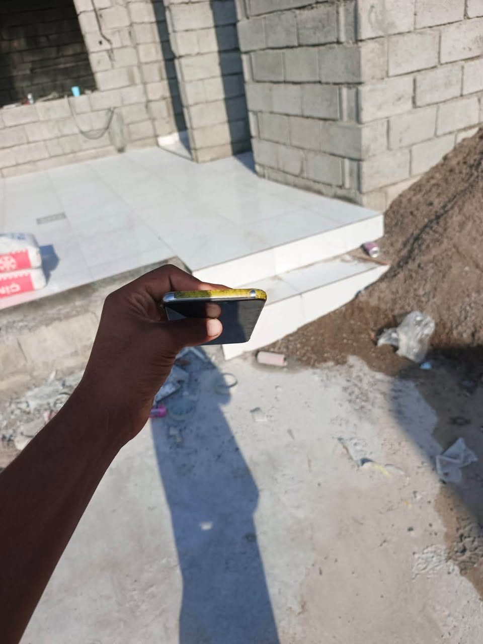 السلام عليكم🖐️
ايفون اكس ماكس 

للبيع أو مراوس♻️

بطاريه 100شاشه بلادي فيس إيدي واكف 💯

ذاكره ٦٤📌

بي كسر بل ضهر

جهاز كله شرط ✅

صوت سماعات خط كله شغال

جهاز نضيف فول

السعر١٥٠بي مجال ويرهم مراوس

مكاني حويجه داخل

***********
