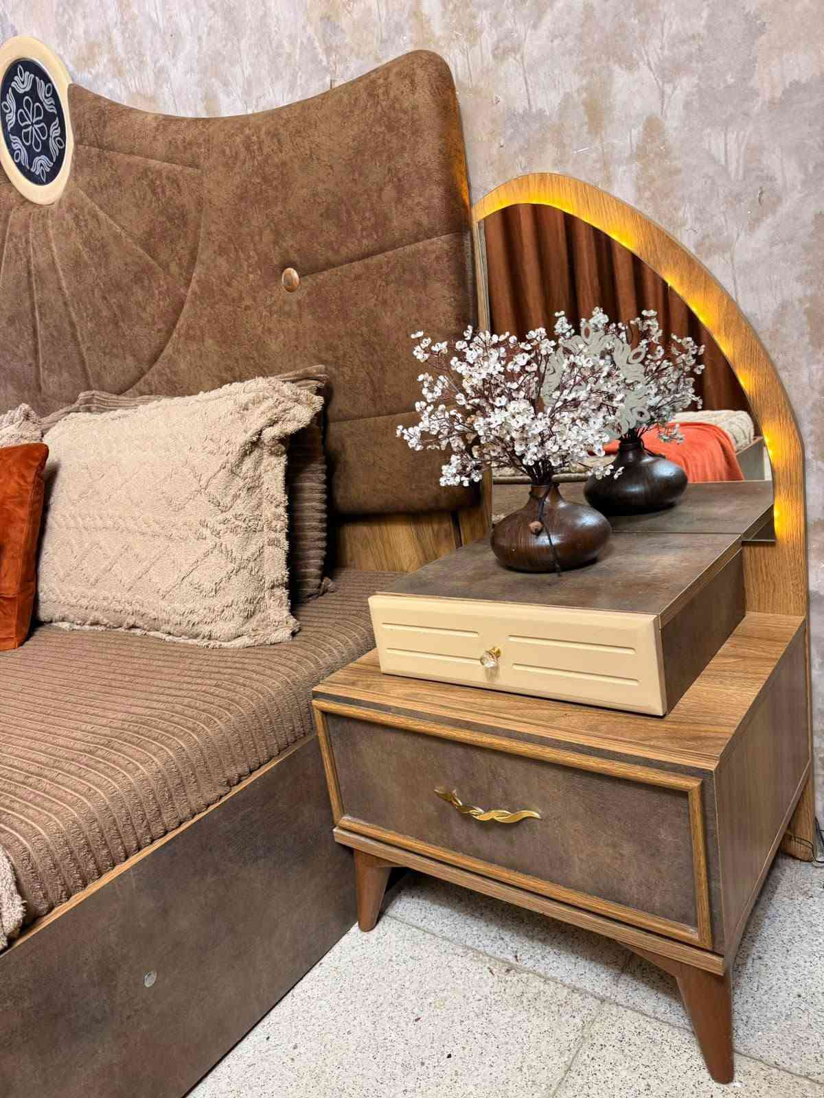 غرفه تركيه ٩ قطع + ملحق اضافي سرير مخزن جك اناره ‬‏ شغاله مكان بغداد.. أي استفسار خاص او اتصال ع الرقم ‏‪0771227157
