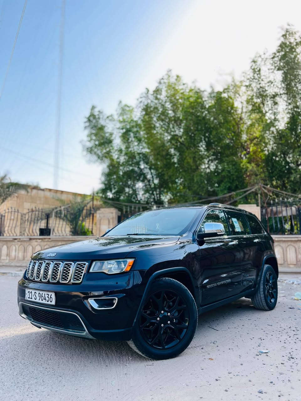 ….السلام عليكم ..
للبيع جيب  امريكي  
رقم بغداد باسمي ماشية83/km
الموديل :2020
المحرك : V6.  3.6L  
المواصفات : 
لون اسود شذرة بنفسجية
•  تحذير النقطة عمياء ⚠ .رادار جانبي
•  نظام تحذير عند تجاوز السرعة المحددة. 
•  سيارة فتحة. 
•  شاشه كبيرة 
•  نظام الخرائط (GPS) . *. 
•  المصابيح الأمامية زنون LEB
•  دخول ذكي. 
•  بصمة 
•  تشغيل عن بعد .
نظام Aوقوف ذاتي
•  . .نظام سبورت 
نطام ايكو اقتصادي 
•  ذاكرة لحفظ وضعيات الجلوس للسائق. 
•  ذاكرة لحفظ وضعيات الجلوس للراكب.. 
•  المقعد الأمامي كهربائي.
•  المقاعد الأمامية  تبريد وتدفئة .
•  . كشنات جلد
•  حساسات امامية. 
*حساسات خلفيه.
•  محدد سرعة 
اوتو باك.
مكان السيارة بابل
الاستفسار
***********
