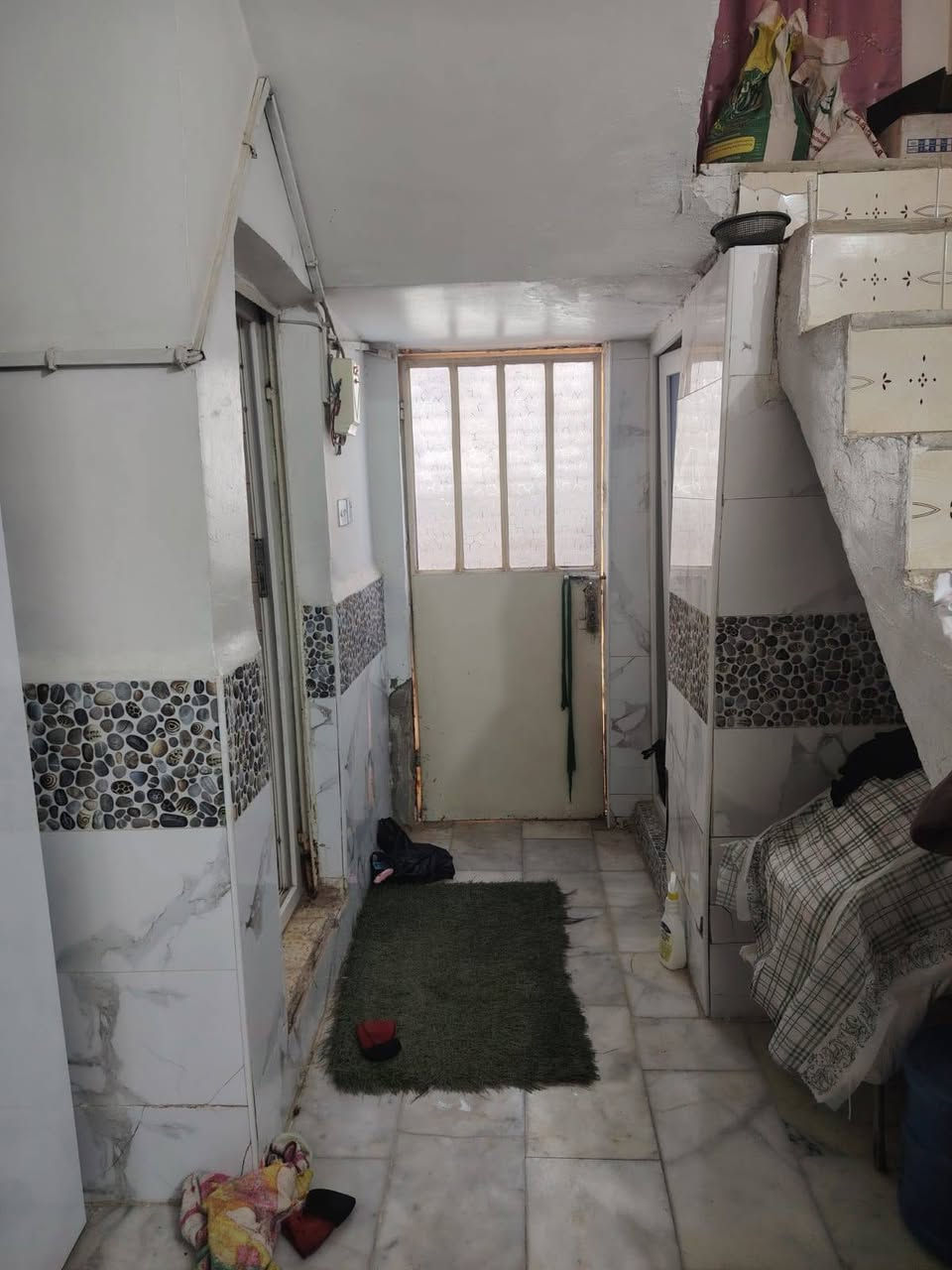 🏡 دار سكن للبيع – حي الفرات / الديوانية

📐 المساحة: 210 م²
📏 الواجهة: 10 متر
🏠 طابقين – شلمان

📍 الموقع: بداية حي الفرات، قرب شارع الفورتات

الطابق الأرضي:
▪️ غرفتان
▪️ صالة واستقبال
▪️ مطبخ
▪️ صحيات داخلية وخارجية

الطابق الأول:
▪️ غرفتان
▪️ صالة

📞 للاستفسار: ***********
🏢 مكتب علاء الخالدي للعقار
