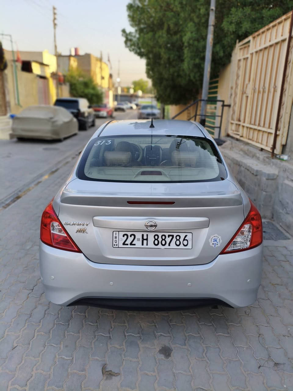 للبيع كفاله ضربه صبغ تبديل عده طخه جاملغ الامامي الأيسر صار بي خسفات ثنين زغار كسر مكينه حداديه تخم تأير تبريد كله كفاله مديل 22 سنويه ل 2029 مكان بصره بزبير هندي سياره مو مصري سعر 105 وبيها مجال لشراي الي يجيني ويكلي ب 90و95 يسمع حجايه مو زينه والشراي بخدمته والاسعار معروفه *********** واتساب *********** شريحه واكرر السعر 105 وبي مجال الي يشووفها غاليه عليه يعبر المنشور
