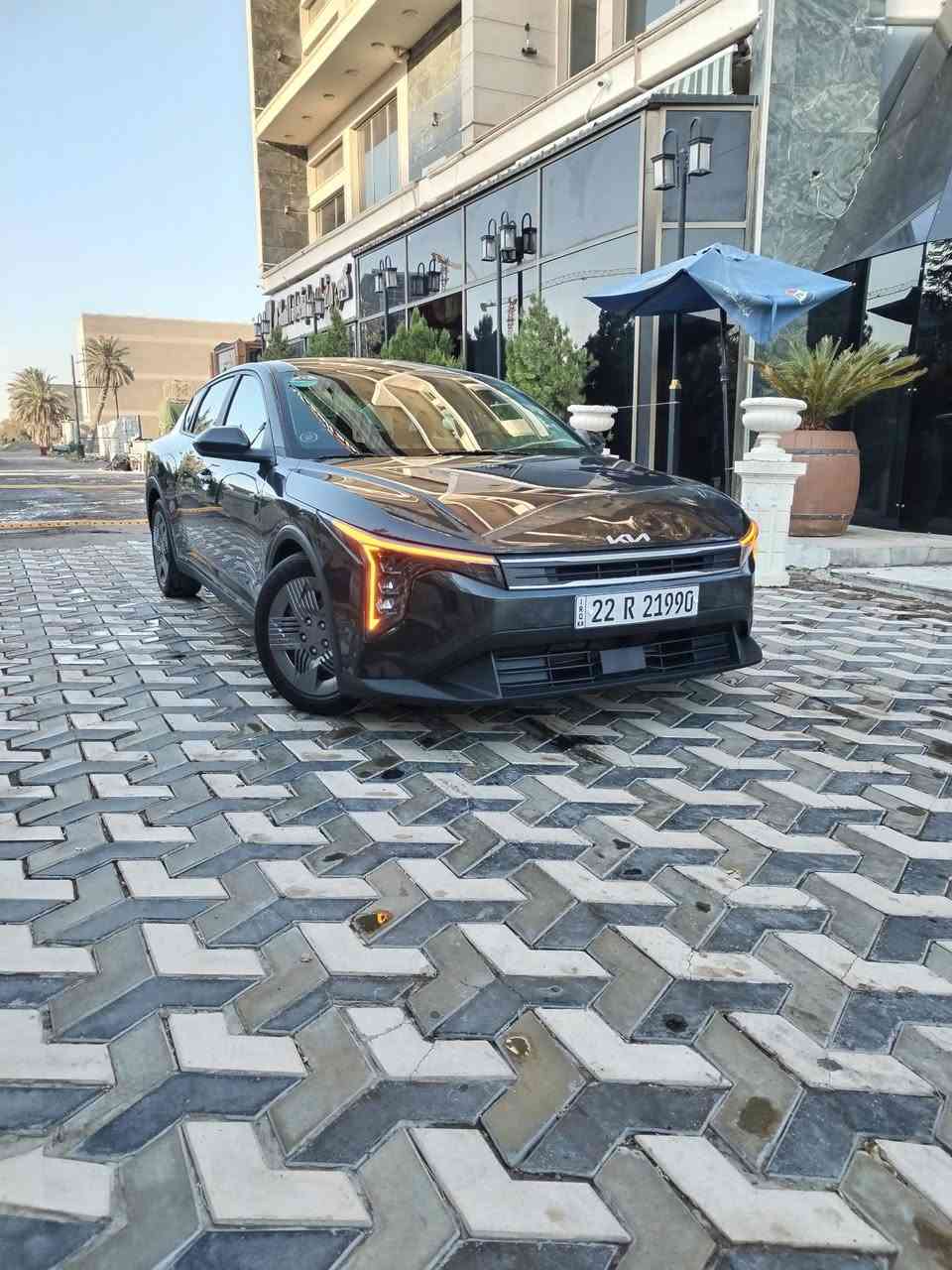 سلام عليكم 
كي فور LS موديل 25

بدون صبغ بدون ايرباك 
السياره ماشيه 10 الف
مواصفات 
حساسات امامي خلفي
رادار 360 درجه
كامره 
تحديد مسار 
قياده ذاتيه
وضعيات قياده
كشن مخمل
شاشه متصل
اشاره مرئي
اوتو هولد
هند بريك دكمه
تشغيل عن بعد 
العنوان بغداد الكرخ 
 السعر   164
***********
