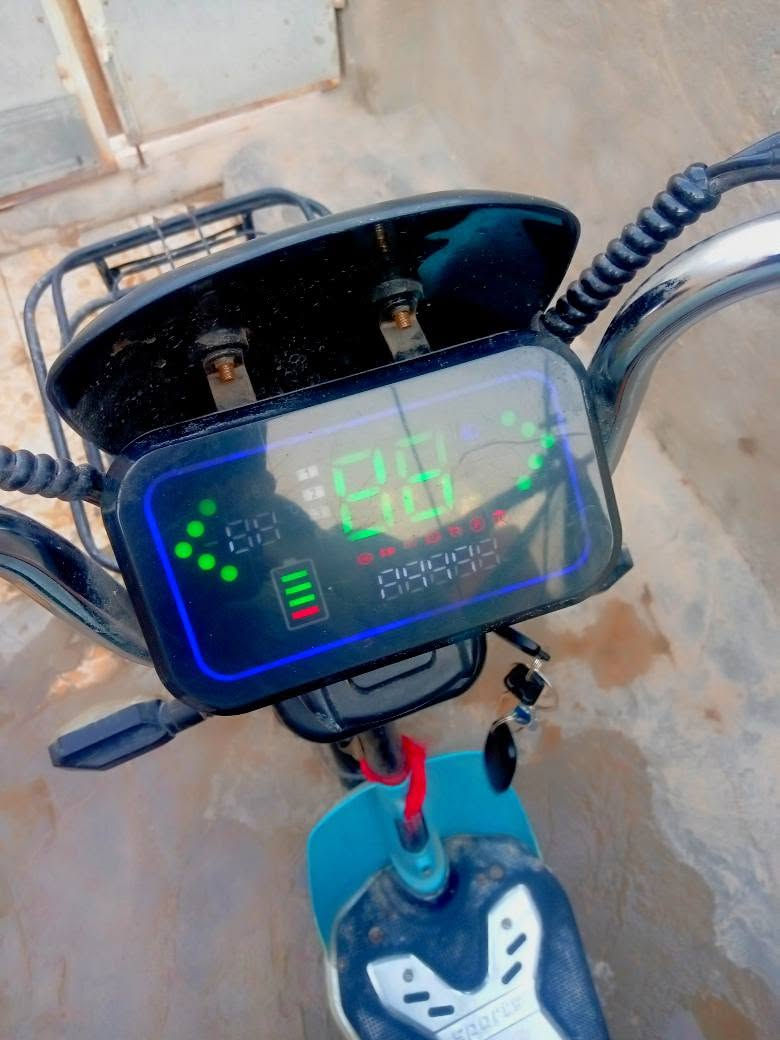 دراجة شحن • بطاريات جديدة • سرعة ٦٠
