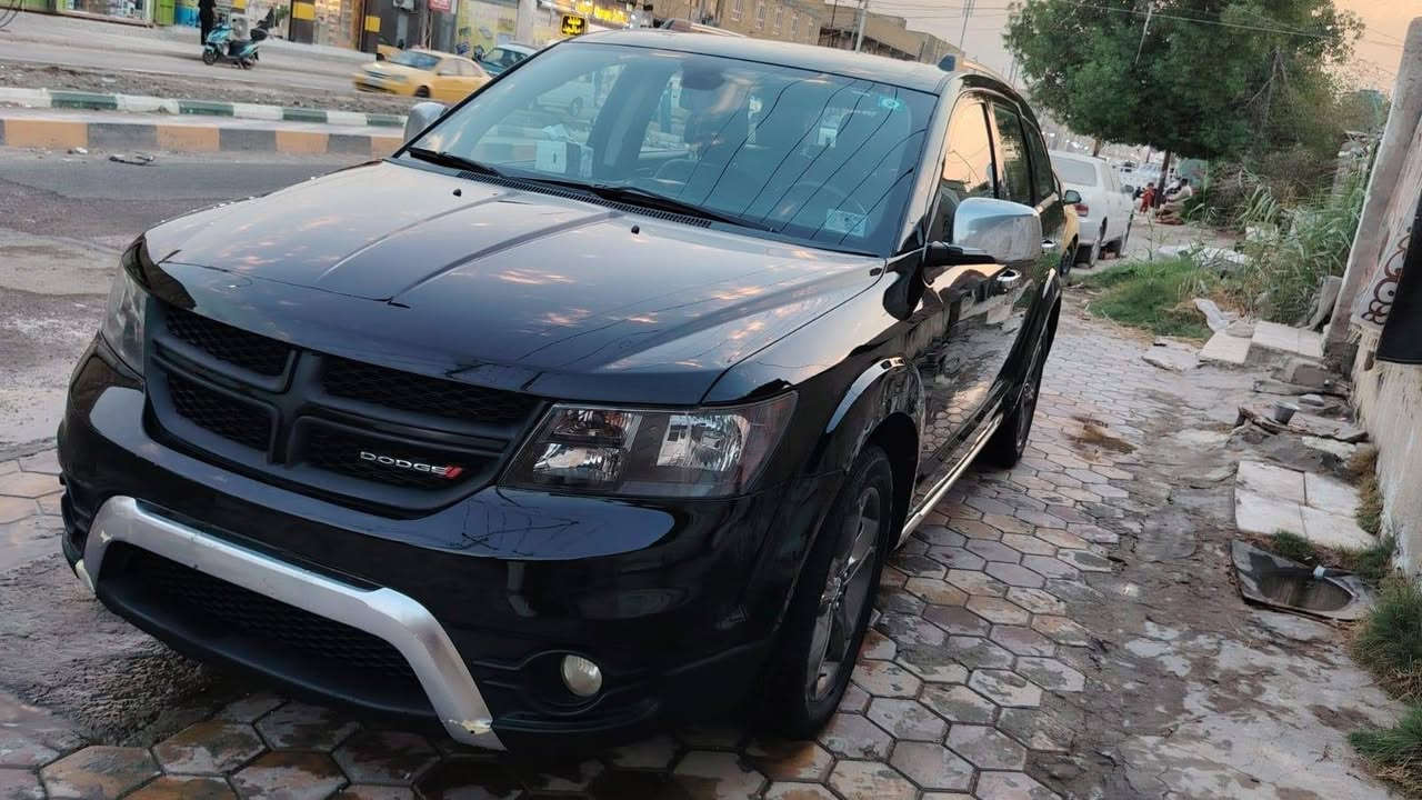 سلام عليكم دوج جورني موديل 2017   ربعه سلندر  سبعه راكب ثلاث قطع تبريد سياره جهاز كروز روز مكفوله كفاله عامه فول مواصفات كشتات جلد كهربائي مداور ثاني يوم ويلكب  كروم  بصمه ابواب المكان الناصريه للاستفسار على الرقم ***********
