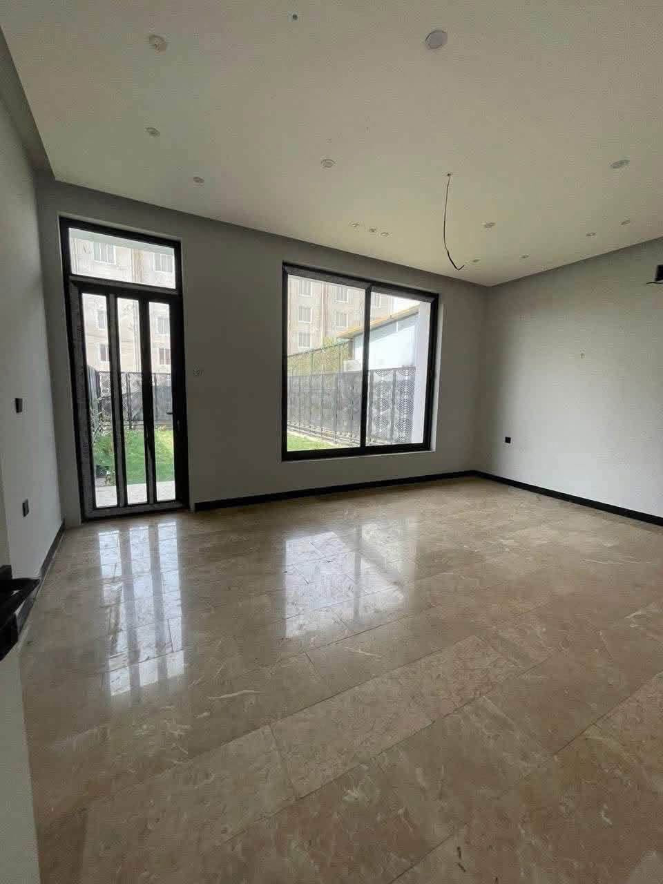 � للإيجار في السيدية — عقار مودرن مميز جدًا 🔥

فرصة مميزة للسكن الراقي ✨

🏠 مساحة 150 متر | مودرن | مدخلين

يتكون من:

🔹 4 غرف نوم

🔹 صالة وهول واسع

🔹 مطبخ

🔹 حولي

🔹 4 خدمات صحية

🔹 كراج

🔹 حديقة خلفية 🌿

💰 الإيجار: 2,000,000 دينار

📞للاستفسار :***********📞***********

#السيدية #إيجارات_السيدية #عقار_للإيجار #بيت_للإيجار #عقارات_بغداد
