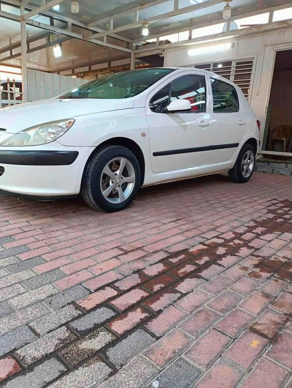 اقره المنشور وتصل سلام عليكم بيجو 307 رقم بغداد كير مكينه بشرط سياره جدآ حلوه
وخدميه فقط بيها نقص غاز مال تبريد صدر جديد السعر 48 وبيها مجال العنوان واسط ***********
