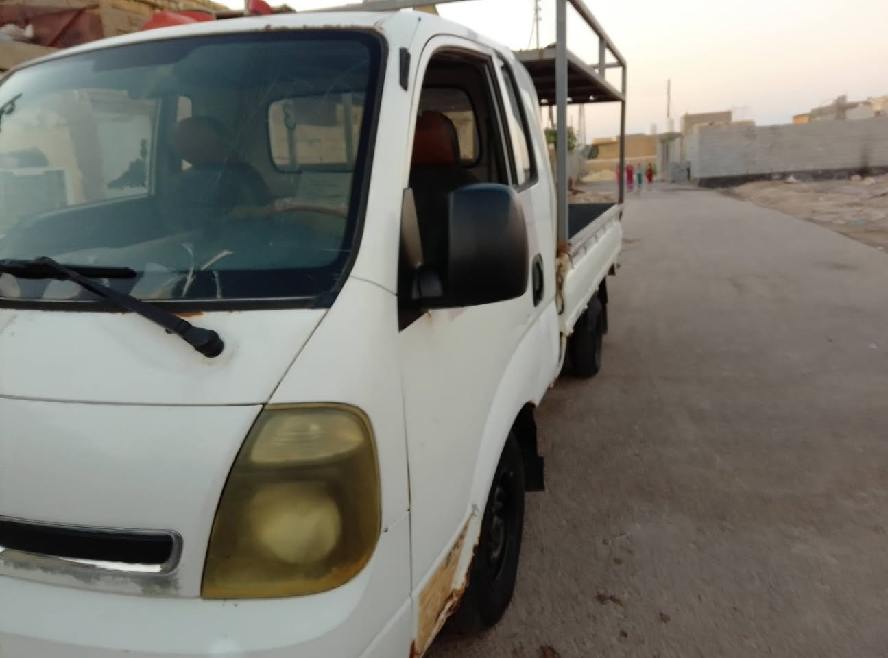 سلام عليكم
كيا بنكو 20014
بسمي مكينه وكير خير من الله
السعر 80
***********
