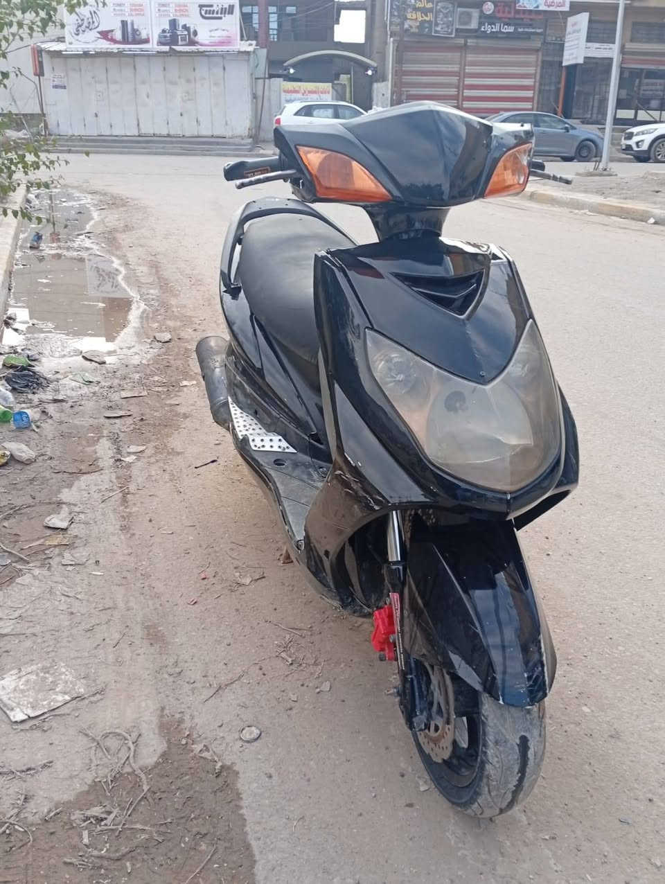 دراجه سكنس فحل كابريتر ما بيها شي بس فاكيوم سعر 350 مكاني الزعفرانيه رقمي ***********
