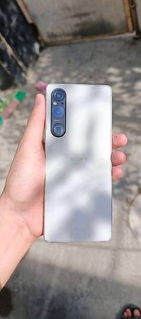 سوني اكسبيريا 1 مارك 5 • ٢٥٦/١٢ جيجا • شاشة 4K 120Hz