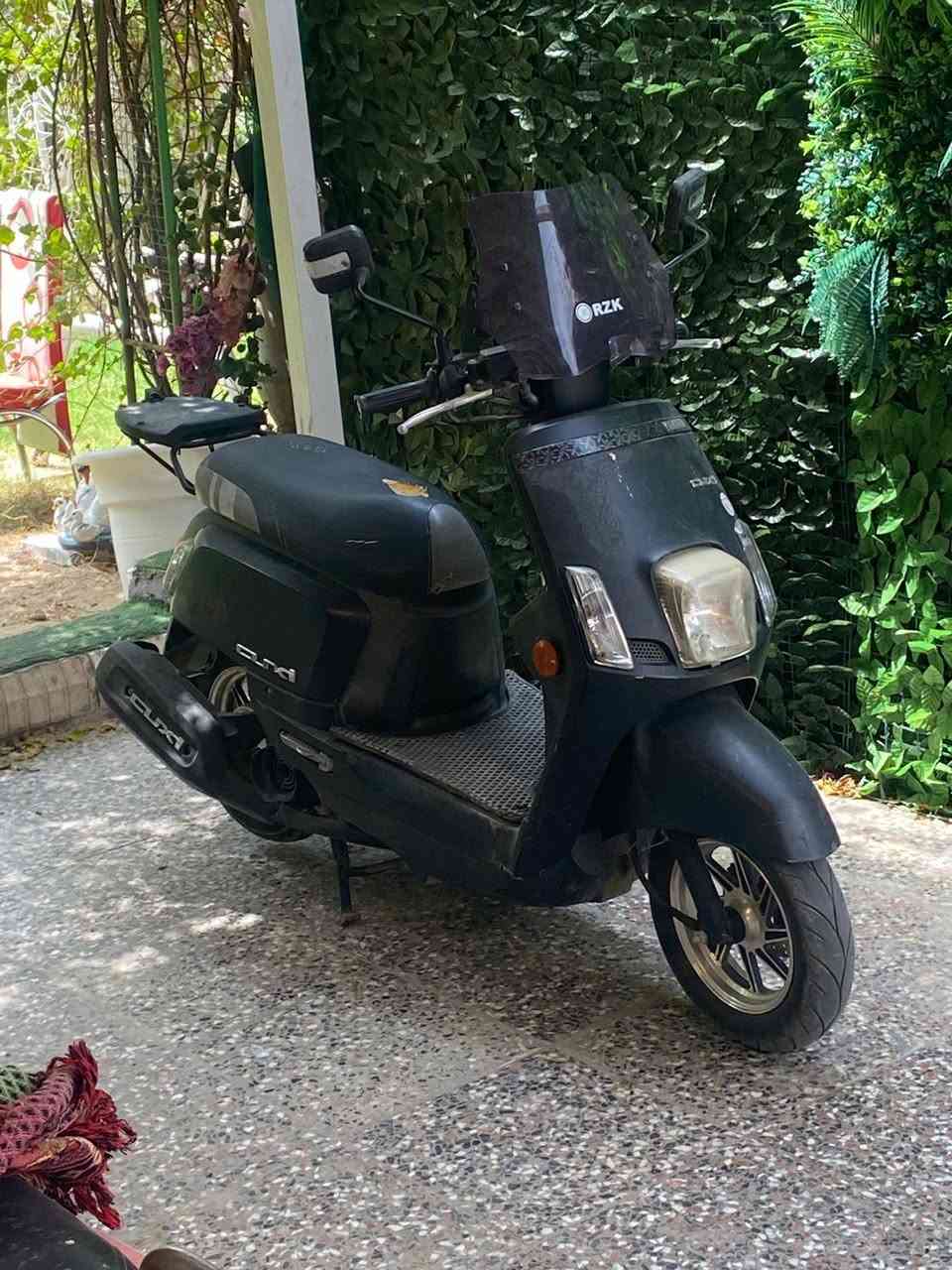 بوليس مسطره للبيع فول نضافه التفاصيل خاص ***********
