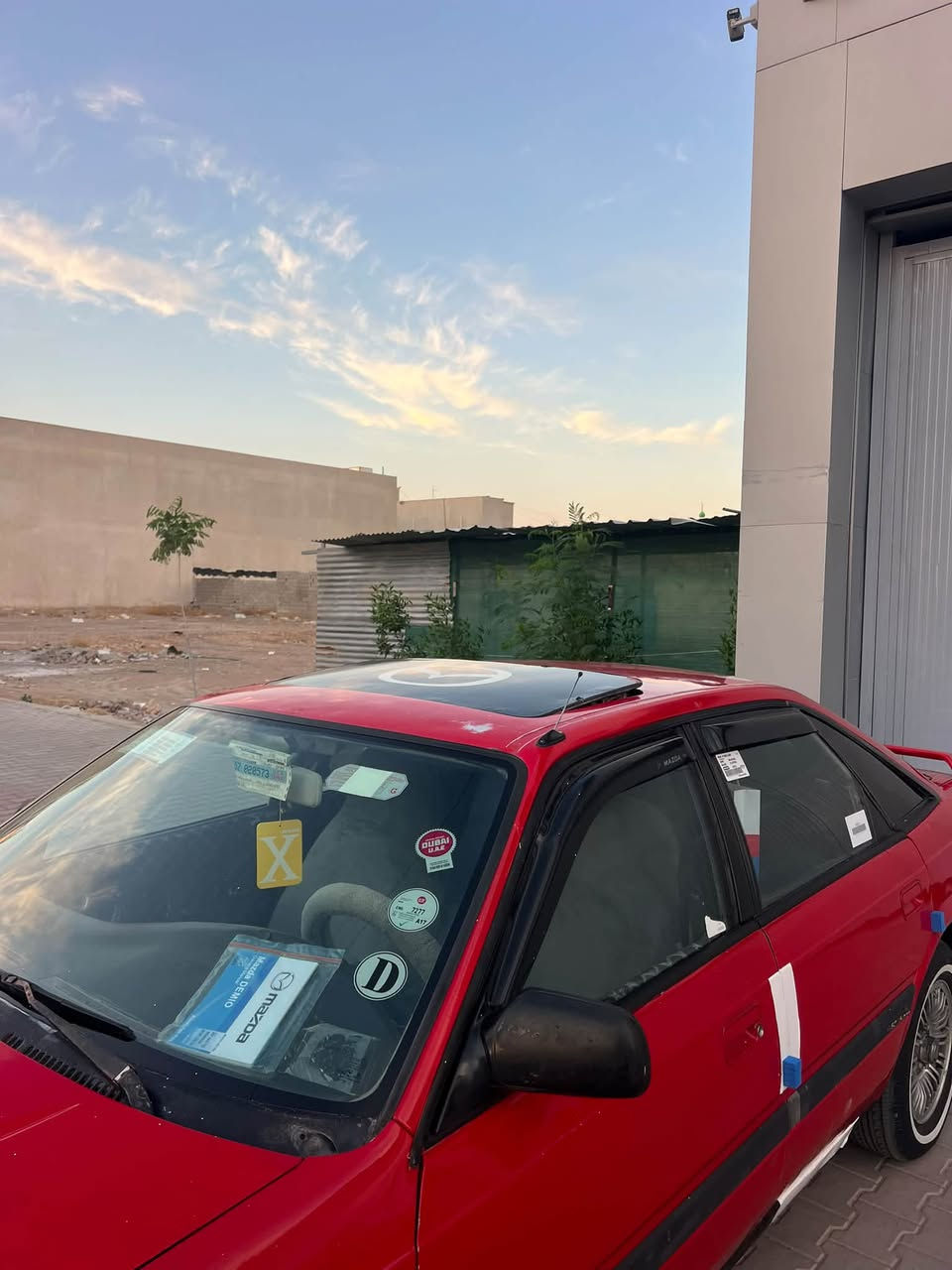 السلام عليكم الحلال .. للبيع
مازده 626    موديل 1991  بسعر مناسب جدا 29 ورقه 
محرك شرط بدون تبخير بدون تنقيص 
كير شرط. نشاط فول 
كهربيات كله شغال   / مسجل سماعات كله شغاله 
سنتر لوك 4 جام شغال. 
صدر امامي خلفي بكارتون.  لايت بكلايت مال كصه 
السياره مصبوغه عام بدون ضربه. قماره بلاديه  
تخم تاير ويلكب.  جديد. 
محرك. / وكير / وصدر / وتخم / تاير / كهربيات جديد / 
رقم كركوك.  سنويه عضم عاج / مشروع وطني تحويل ثاني يوم ::السياره جاهزه تشغل وتطلع 
مكان السياره تكريت القادسيه / ***********
بسعر مناسب جدا29 وبيها مجال
