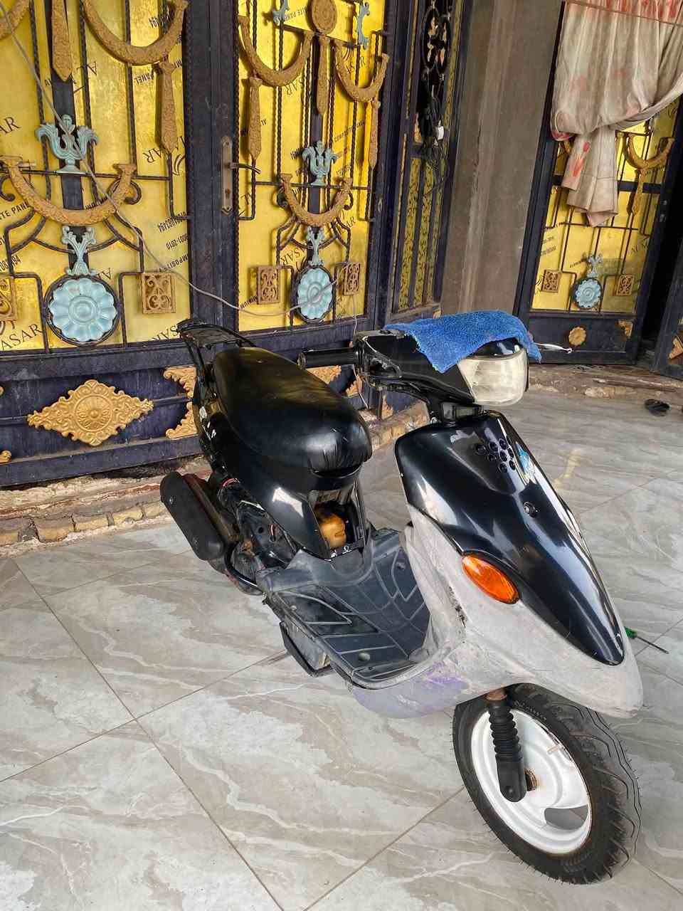 دراجه لبيع نضيفه تجي وتفحص ناعمه كلش وسرعته ٦٠كله شغاله وغراضه موجوده ***********
