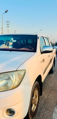 هايلوكس • ٢٠١١ • گير عادي
