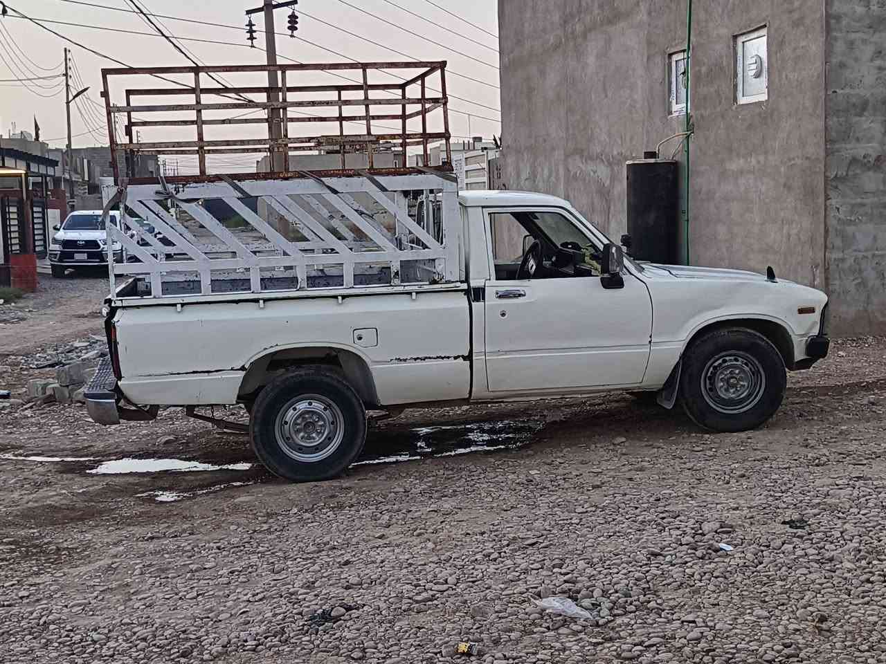 السلام عليكم عندي بيكم للبيع موديل 80 رقم نينوى دولي كير محرك اكسنت بشرط تريد تحويل تريد وكاله حداديه جديد تخم تايرات جديد عنواني موصل ناحيه برطله السعر 30 ورقه وهذا رقمي***********@/***********
