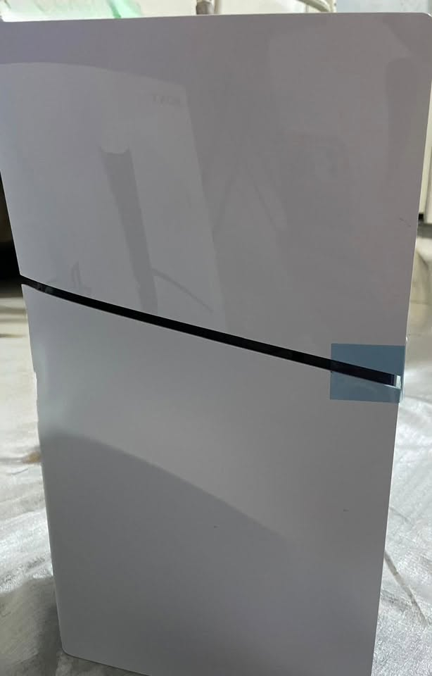 PS5 Slim 1TB جديد غير مستخدم | نسخة 🔥أوروبي|
� للبيع PlayStation 5 Slim Disc Edition – 1TB 🎮

✅ جديد بالكامل – مامستخدم نهائيا

✅ فقط تم فتح الكارتون للتأكد من المحتويات.

✅ نسخة أوروبية موديل CFI-2016.

✅ كامل مع الكارتون وجميع الملحقات الأصلية (يد، كيبلات، كتيبات).

✅ الجهاز نظيف جدًا ولم يتم تشغيله السعر ٩٠٠ وبي مجال للتواصل +964739083252  واتس آب 

او ***********
