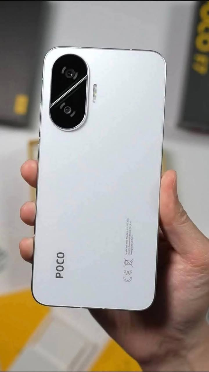 🔥 POCO F7 | قوة وأداء بجيبك 🔥
📱 شاشة AMOLED بحجم 6.83 إنچ 
⚡ معالج Snapdragon 8s Gen 4 — أداء قوي للألعاب والاستخدام اليومي
💽 12 / 512GB مساحة تخزين
📸 كاميرا خلفية 50MP + 8MP
🤳 كاميرا أمامية 20MP
🔋 بطارية ضخمة 6500mAh
🚀 شحن سريع 90W

🎮 جهاز مثالي للألعاب، السرعة، والتطبيقات الثقيلة.

📦 الحالة: مستخدم نظيف
🎨 اللون: الابيض
مراوس فقط ب13 برو ماكس ممفتوح ولا مبدل بي شي .

للتواصل على الواتساب :***********
