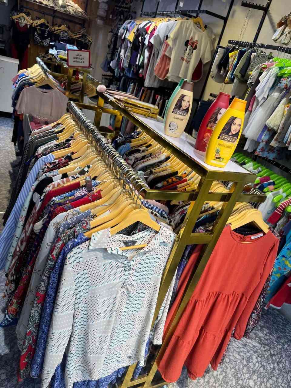 ستاند • ذهبي • جديد