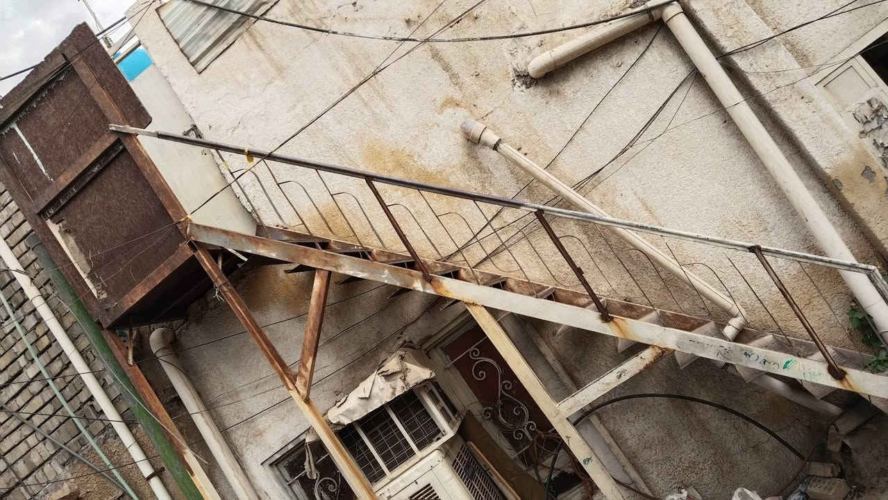 للبيع مستخدم 4مترات و نص الاتصال على الرقم ***********
