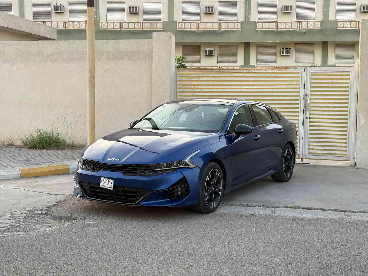 السلام عليكم  K5 2024
وارد امريكي
بدون ارقام دخول جديد منفيس بسمي 
محرك 2500 GDI 
تبديل جاملغ فقط بدون دواخل 
مواصفات اكس لاين فول للخير 
سعر 145
العنوان بغداد الزعفراني 
الاتصال ***********
