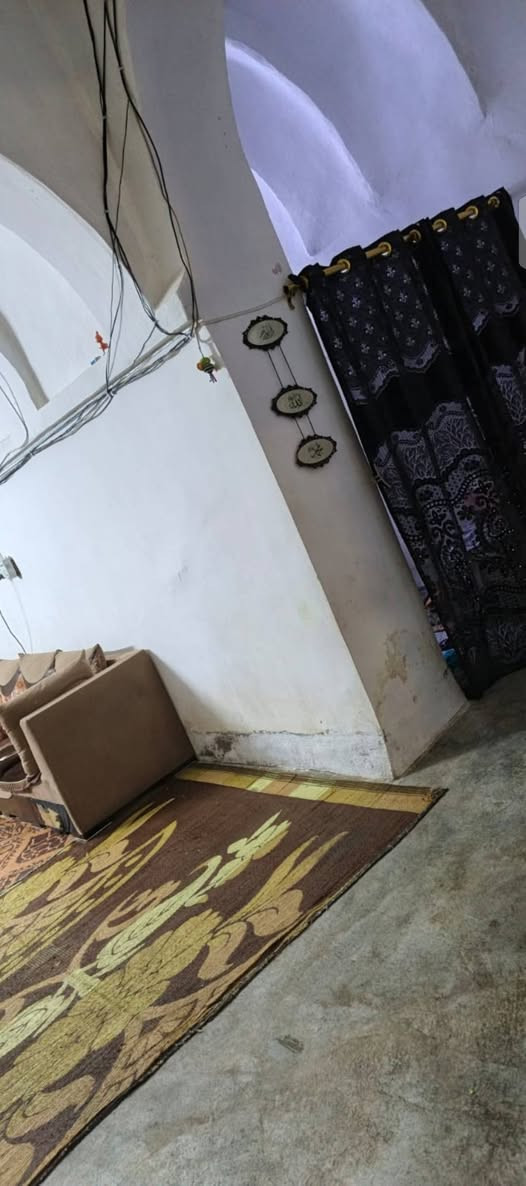 سلام عليكم دار للبيع في بريادي170متر طابو بسمي خلف جامع الاقصى قرب جامع طوقاتلي استفسار اكثر اتصال على الرقم***********
