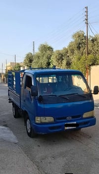 شاحنة • للبيع