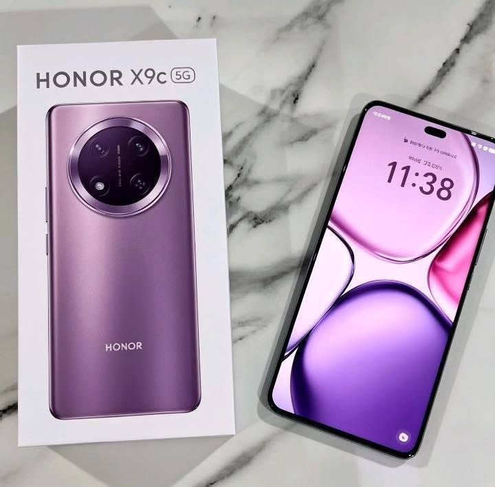 📱 Honor X9c 5G – 8/256GB للبيع
الجهاز شبه جديد، استخدام شخصي لمدة 39 يوم  فقط، ونظيف جداً بدون أي مشاكل.

✅ رام 8GB
✅ ذاكرة 256GB
✅ جميع الملحقات موجودة وحالتها جديدة
✅ الكارتون موجود
✅ كفالة عامة للجهاز
✅ الجهاز لم يُفتح ولم تُبدّل بيه أي قطعة
✅ الفحص والتجربة متاحة

💰 السعر: 440 ألف دينار
السعر قابل للتفاوض بحدود المعقول فقط.

سبب البيع: تغيير الجهاز.

للاستفسار الاتصال على الرقم

📞 ☎️ *********** واتس اب
او مراسلة الصفحة
