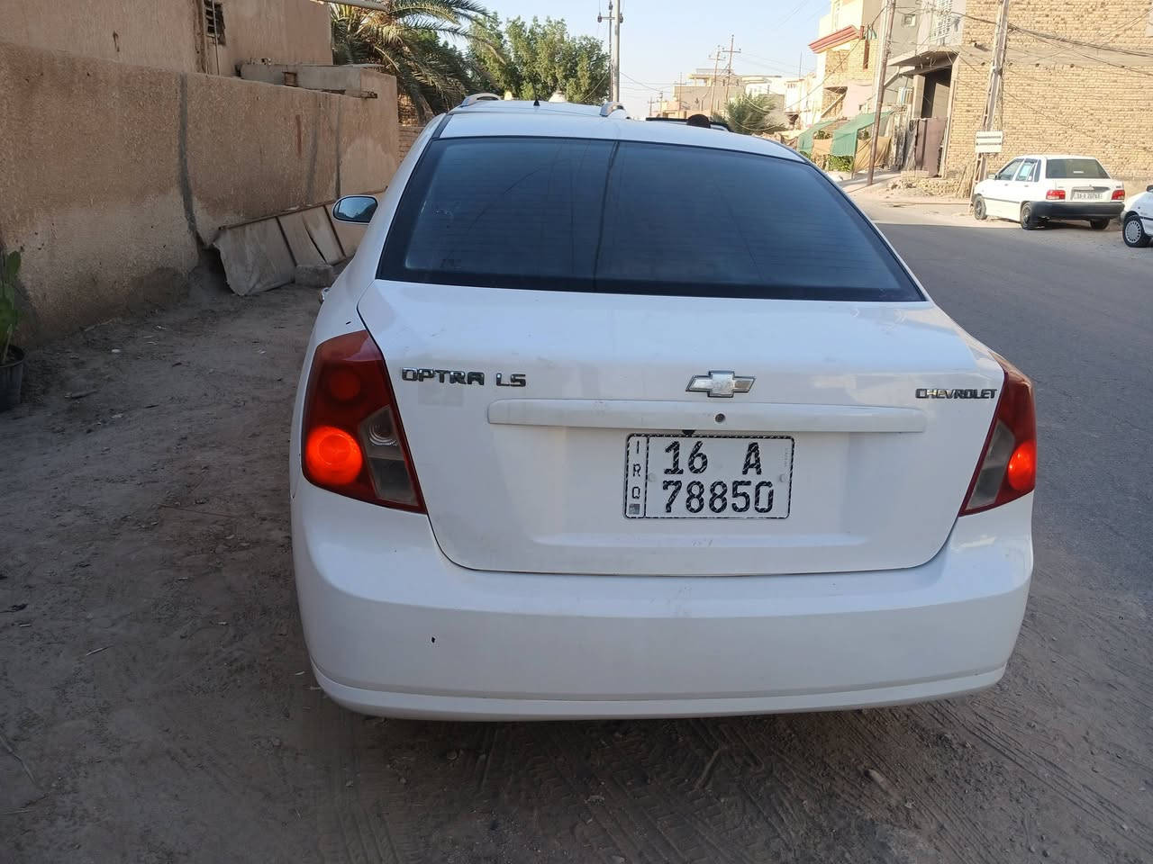 اوبترا رقم قادسيه انكليزي بسمي بيه بس باب السايق والورا صبغ من جوه الحزام والبقيه كفاله عامه كير محرك حداديه تخم تاير السياره جديده بمعنى الكلمه تبريد ثلج السعر 60وبيه مجال اومراوس حسب القناعه مكان السياره الديوانية الاستفسار ***********
