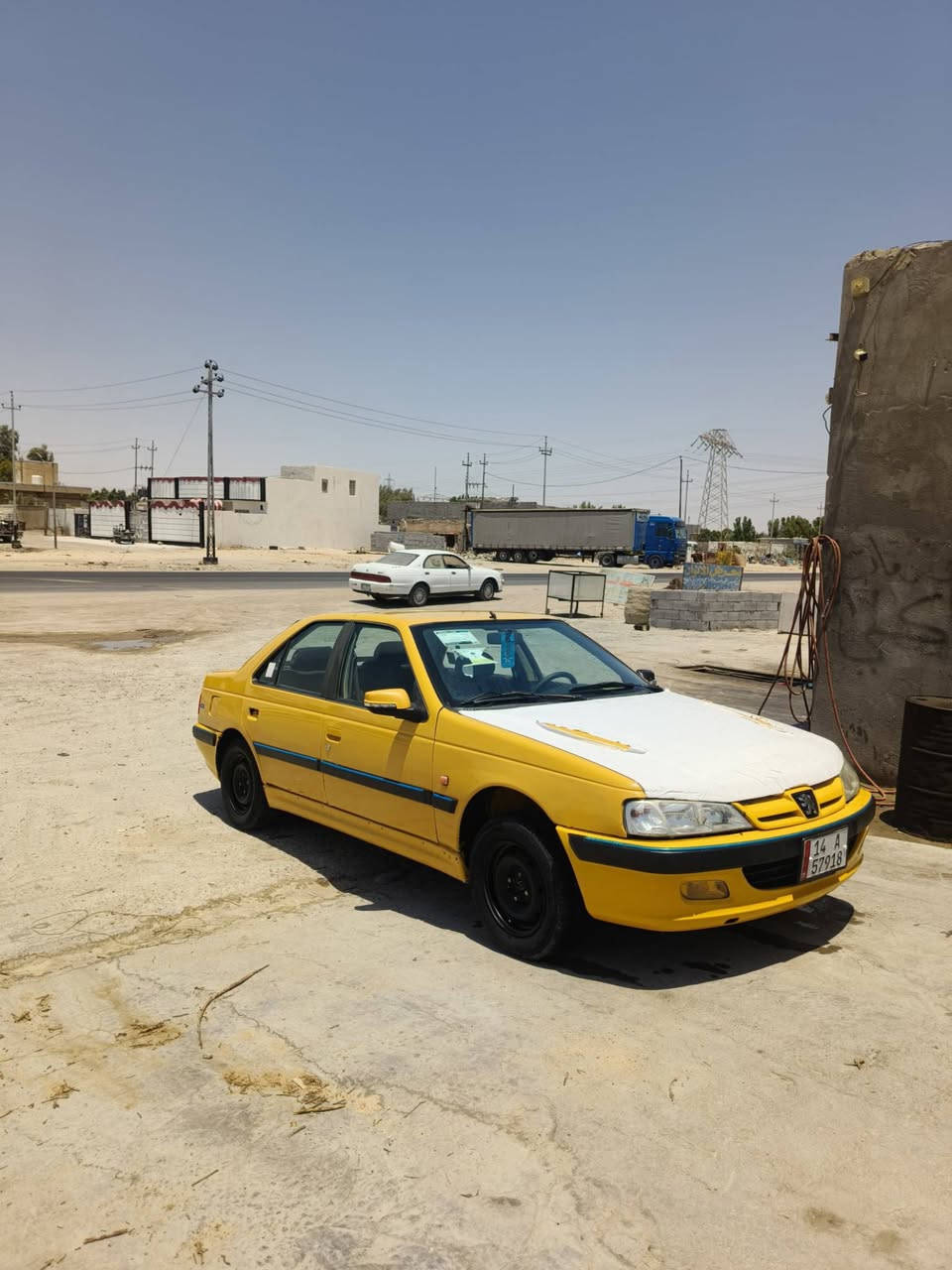 بيجو بارص موديل ١٥ كفاله عامه ماعدا هلالات ودوس اثر خياس 
مكينه وكير جدد حداديه وتخم تاير هم جدد كهربائيات من طول لطول شغاله سياره جدٱ نضيفه السعر ٣٧ وبيه مجال بسيط
 عنوان بصره الزبير 
رقم الهاتف 
***********
