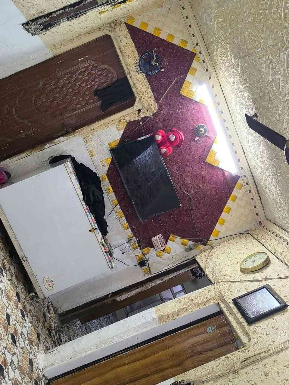 السلام عليكم بيت تجاوز بلقاسم يم مدرسه جبل عامل جاهز من كلشي للبيع ماي كهرباء ميزانيه من كلشي جاهز ماعليه كص نهائيا سعره مناسب 22وبي مجال الاستفسار اكثر ***********
يحتوي على غرفه واستقبال وصاله ومطبخ وصحيات وطارمه وممر ودرج وفوك غرفتين ومساحه سطح كبيره
