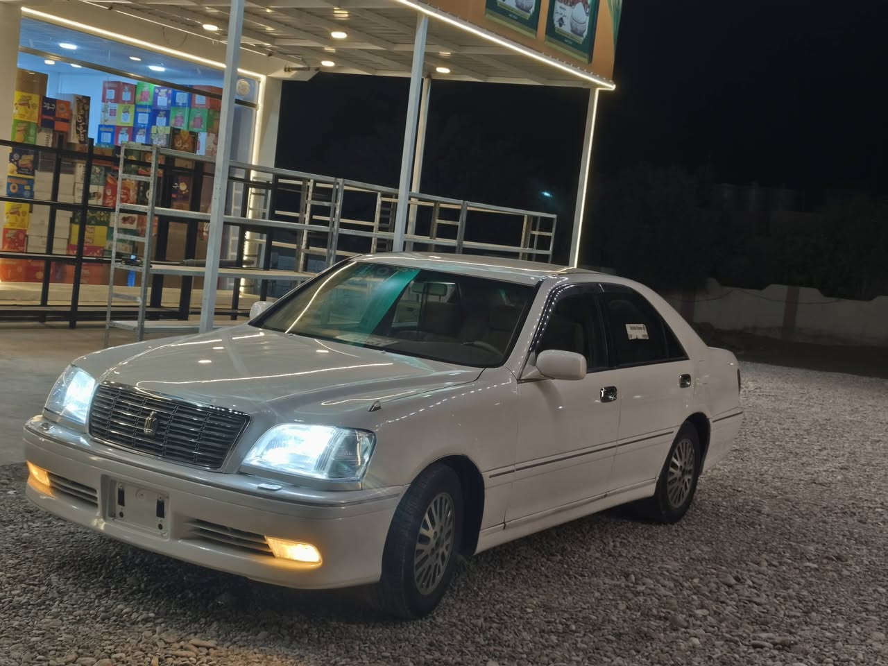 سەرەتابەناوێ خوا
مەلیکەمۆدیل 2001
VVT
ناوزەرد و دوو دووگمە پەردە 
مەکینەو گێر بەشەرت 
سەیارەکە4پارچەی بۆیاخە 2چاملوغی بەردەم لەگەڵ2نیو قاپی
سەیارەکەزەربەیەکی دوای هەیە
42گەلاو مەعمەلەێکێ برایانە
لەسەردلگرتن گۆرینەوەش دەکەم
***********
