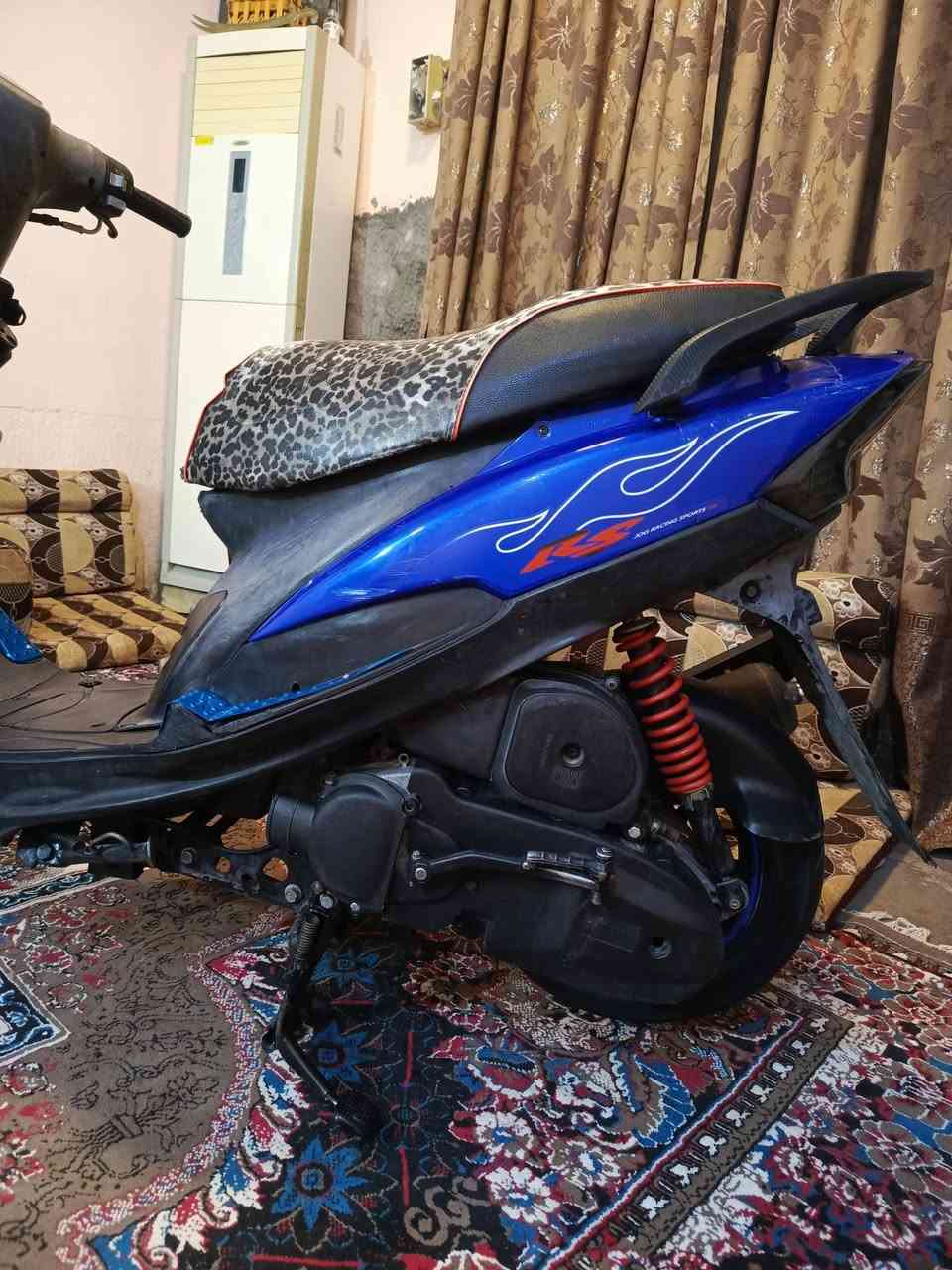 ماكس عدله جاهزه وكامله كل نقص مابيه كله شغال مكينه هاون سعر 600 وبيه مجال دراجه أحله من صوره كلش حلوه ونضيفه سلف هندر كهربأيات قفل جنطه وسكان دبلات بريكات وكامله للخير مكاني ناصريه مركز حي تضحيه رقم الهاتف *********** بيه واتساب الشراي يتصل ويدلل

نص مكتوب في الصور:
- 0181 116 4009