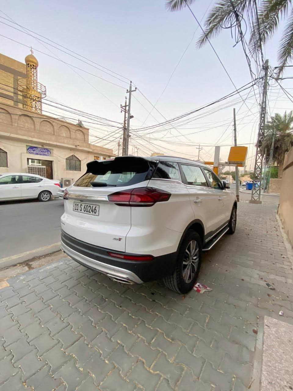 جيلي 2023  الحجم الكبير
السياره غنيه عن التعريف
فول مول مواصفات 
فتحه_بصمه_كشنات جلد
ماشيه 45 الف حقيقي 
كفاله عامه
السعر 140 وبيهه مجال 
مكاني نجف ***********
