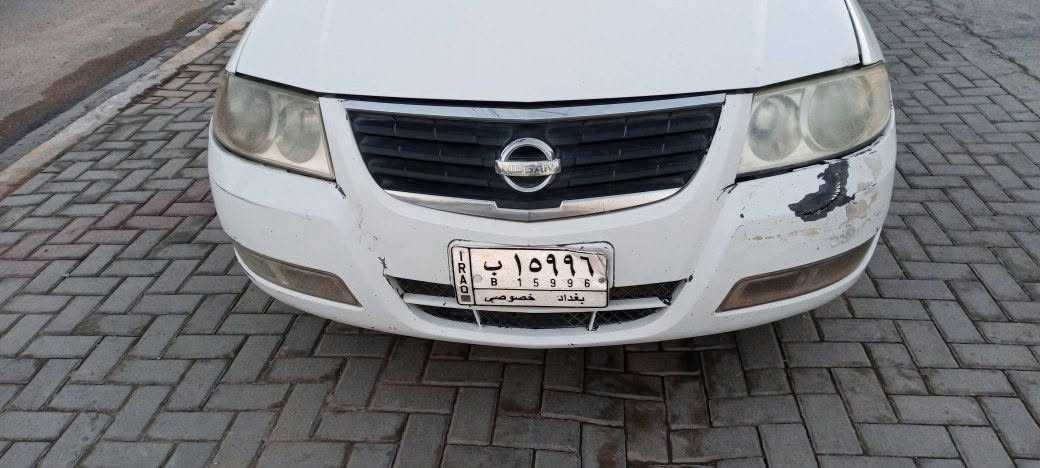 السلام عليكم سياره للبيع سني ٢٠٠٨ ما بيها صبغ بيها طخات بالدعاميات فقط مكينه كير تأيرات رقم بغداد ٧٤ وبيها مجال البياع
